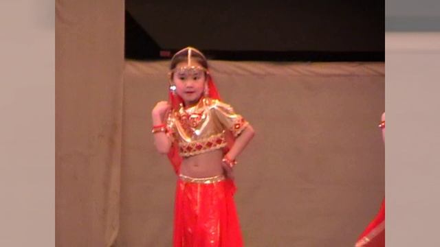 Хатуба | Стиль Болливуд | Детские групповые танцы | Индийский танец в Якутске | Россия 11.03.2015 смотреть онлайн