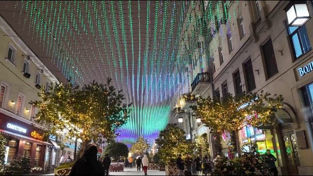 Москва Рождество и Новый год 2026 волшебная прогулка по праздничным улицам 🎄✨ смотреть онлайн