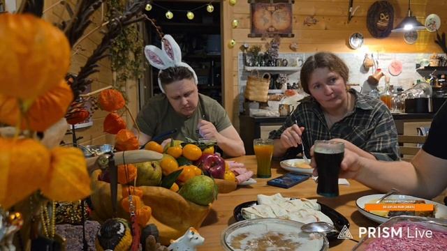 Новогодний стрим, часть 2. Кормим сов, готовим стол, встречаем Новый Год! Запись с ютуба 25/26 смотреть онлайн