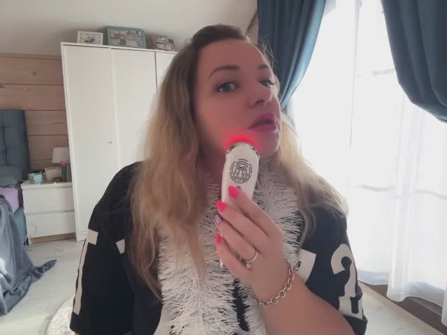 РАСПАКОВКА чек🛍️ обзор микротокового массажера для лица с ВАУ эффектом лифтинга🤩