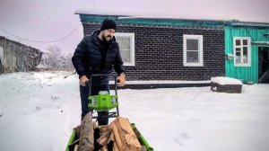 Встретили новый год в Курджиново, пока ещё не продал дом, пользуюсь!) Всё замело!