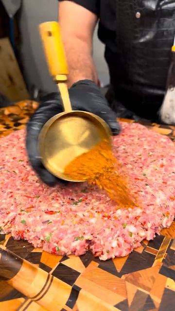 Кебаб с расплавленным сыром гауда смотреть онлайн