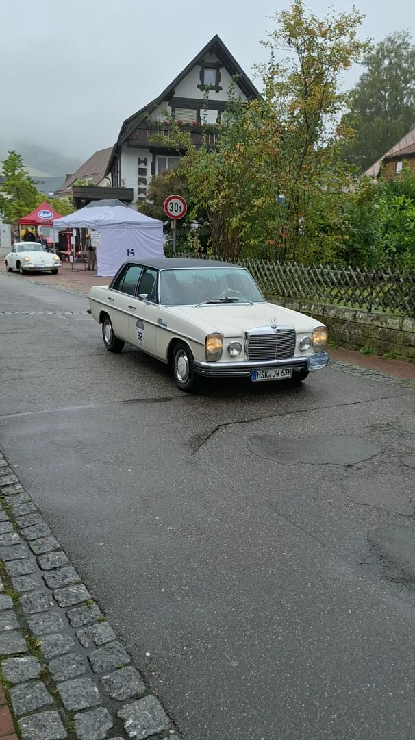 mercedes ещё может смотреть онлайн