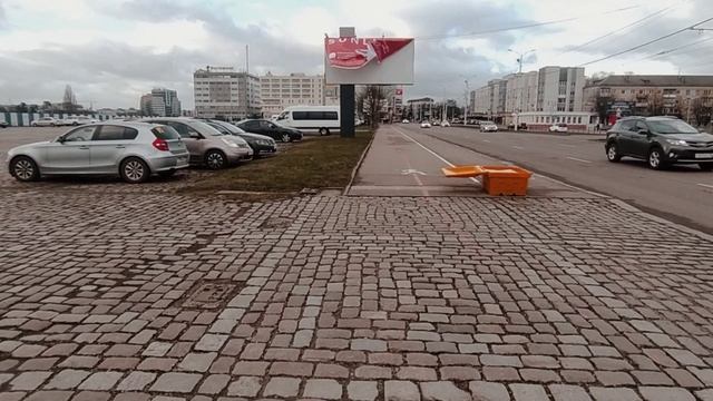 Прогулки в центре города смотреть онлайн