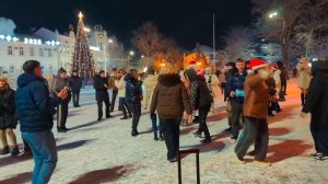 Евпатория 2025. Массовые гулянья в новогоднюю ночь на Театральной и Фестивальной площадях, это круто