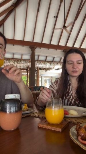 Влад Череватый отдыхает с семьей