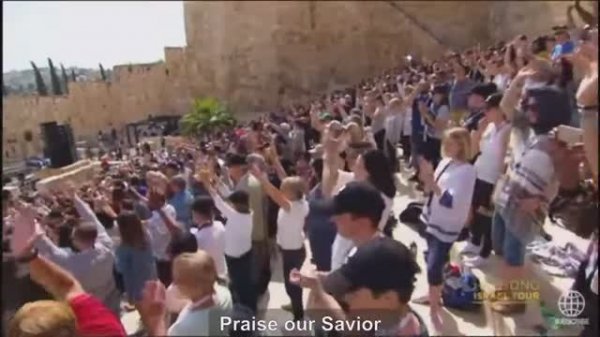 Поднимаем мы руки! We raise our hands! Алекс Росси - Alex Rossi