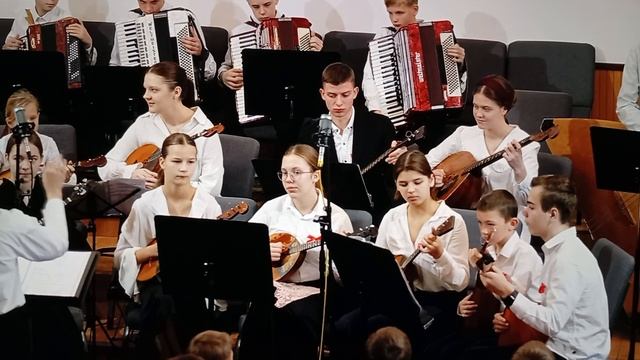 Спит Младенец на соломе ♥️🙏 христианская песня смотреть онлайн