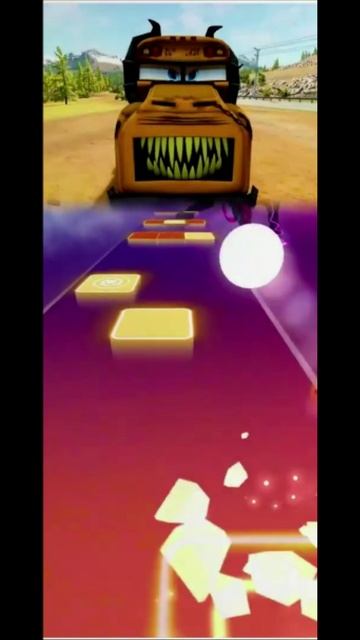 Новый тренд: танцующий Маккуин и прыгающий шарик под Coffin Dance смотреть онлайн