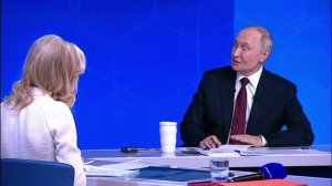 «Мы будем защищать своих!»: Путин — о защите соотечественников за рубежом