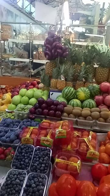 Так живём! Самый "ходовой" товар в эти дни! У вас тоже? смотреть онлайн