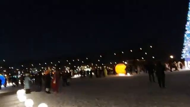 "Парад планет" на стрелке Васильевского острова в Санкт-Петербурге смотреть онлайн