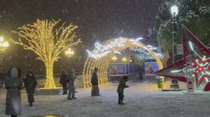 Ялта 31 декабря засыпает снегом. Новогодняя сказка!