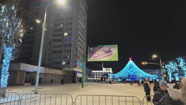 Новогодняя ночь в Луганске! Всех с Новым Годом! смотреть онлайн