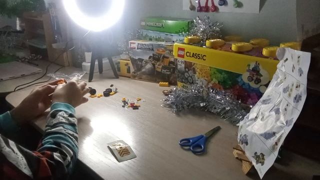 A Very Fragile LEGO Drill! Similar😒