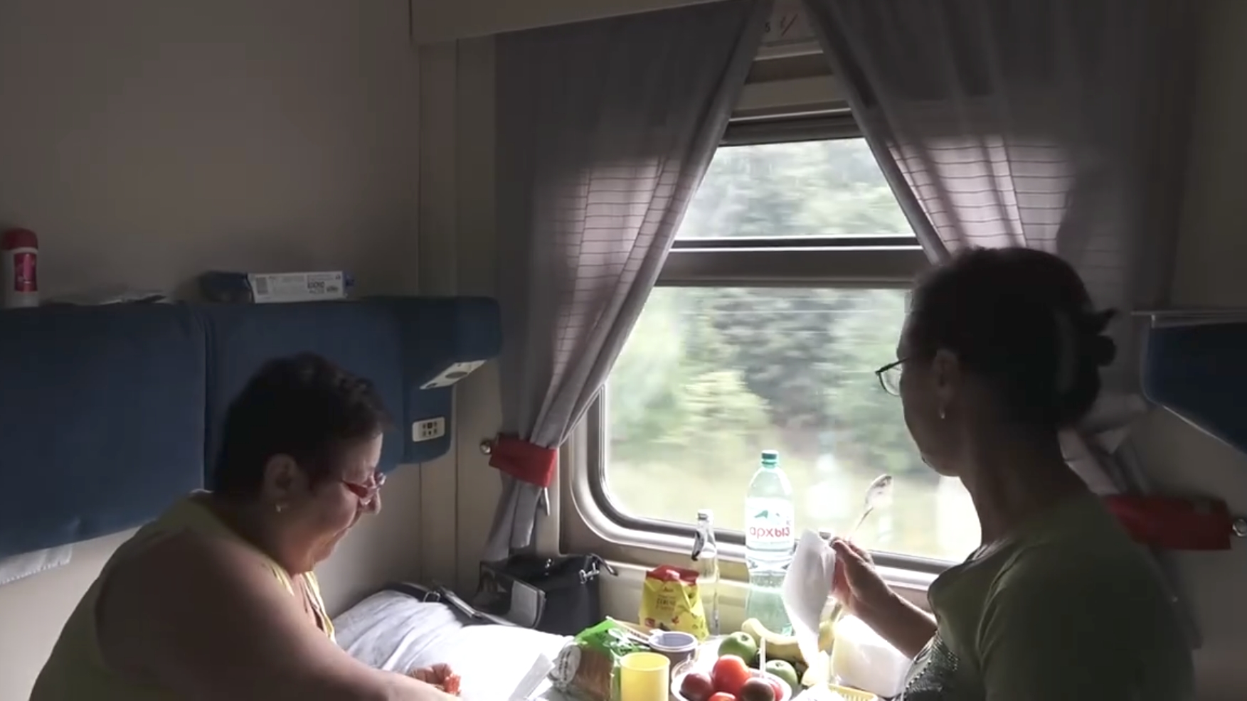 На поезде дальнего следования в Сочи. 15 сентября 2022 г. Хроника. смотреть онлайн