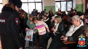 Полицейский Дед Мороз во Владивостоке