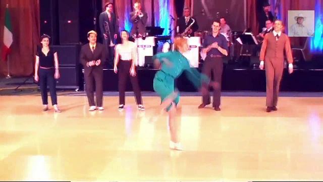 СЧАСТЬЕ КАЖЕТСЯ РЯДОМ СОВСЕМ смотреть онлайн