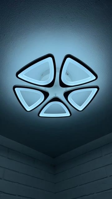 Люстра светодиодная Пелигросо 5 смотреть онлайн