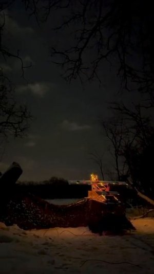 Новогодний подарок от русских дроноводов для бандеровских подсвинков.