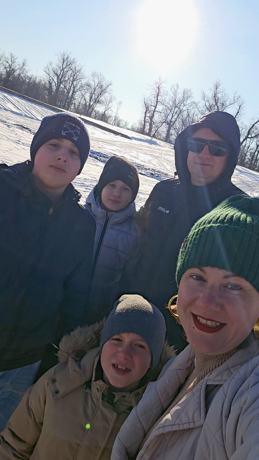 1 января 2026 | Семейная прогулка, которая заряжает на весь год ❄️☀️ Снег, смех и любовь