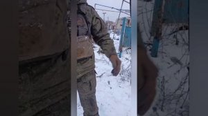 Ролик  о  наших  парнях с передовой на СВО/ Песня под гитару Новый год/ Боевые коты.