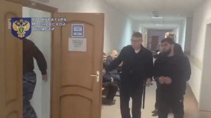 После конфликта со стрельбой в Подольске арестован один обвиняемый смотреть онлайн