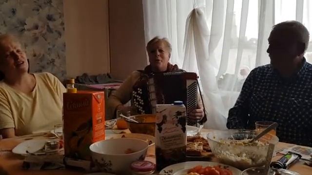 замечательная гармонь.mp4 смотреть онлайн