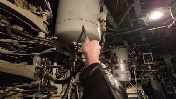 Новогодний маршрут и работа гидравлики Боинга 737.