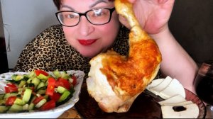 Забыла про это видео 🤦Мукбанг салатик и огромный кус курочки/Эх..Наташа