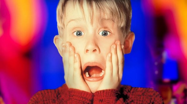 Новогоднего настроения чуть-чуть вам. Как правильно оставаться одному дома. Смотрим "Один дома" и "О