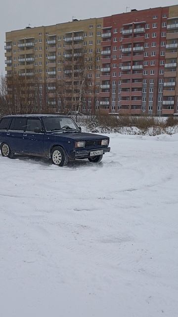 дрифт на парковке