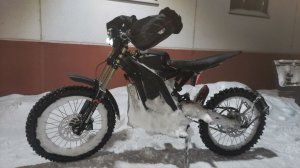 Поездка на городскую ёлку на Surron light bee X через Шершневское водохранилище