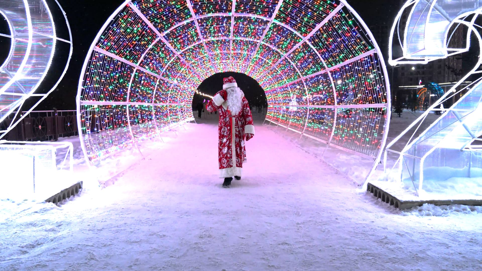 «Термодом» подарил новогодние эмоции жителям Города Спутника смотреть онлайн