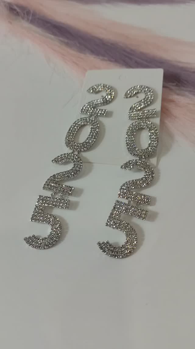 Новые серьги из страз "2025"
