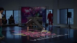 BreakDance | Брейкинг – Футворк Твисты и Флай