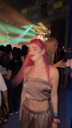 Риви на концерте Jony