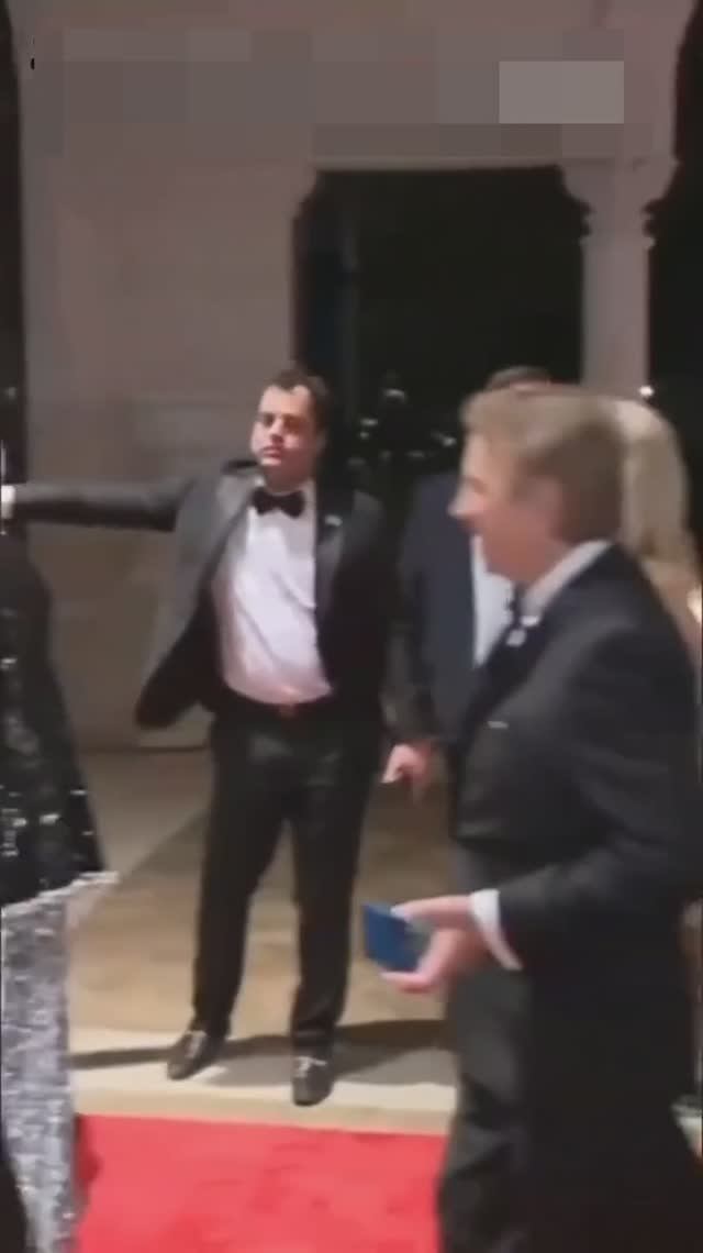 Когда ребенка не с кем оставить🤣 смотреть онлайн