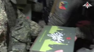 Поздравление для парней/  Защитники поздравили  нас/Гимн России.Клип.