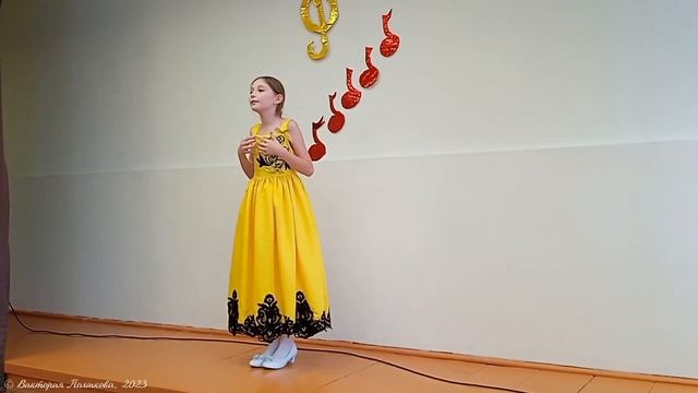 Стихотворение «Снежинка белая» - читает Канеева Сабина смотреть онлайн