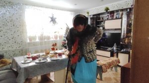 Жизнь в деревне 🏡// бабушка замёрзла 🤷а мы её отогрели //С Новым годом //