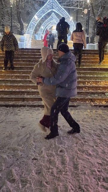 Танец Бачата С новым годом! смотреть онлайн