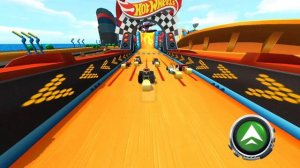 играю сначало в опубликованы трассы, а потом строю свою, (продолжение через 20 минут