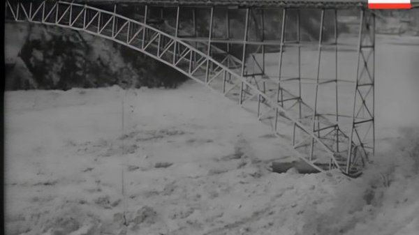 Niagara Falls Bridge Collapsess-1912x1440 (Topaz 4x Upscale)-Рус.перевод