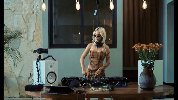 Sherry | Melodic House Set I live Set from Bali, Indonesia смотреть онлайн