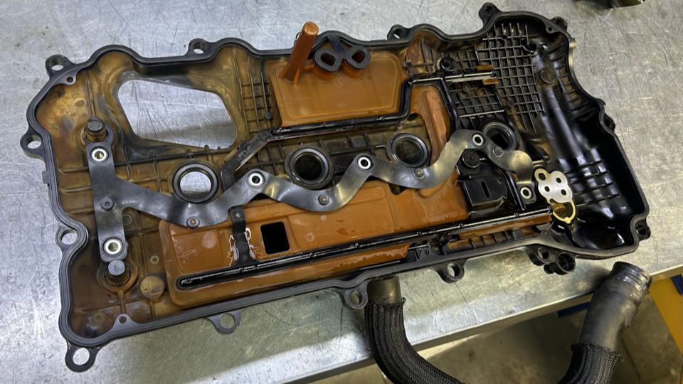 замена прокладки клапанной крышки лексус