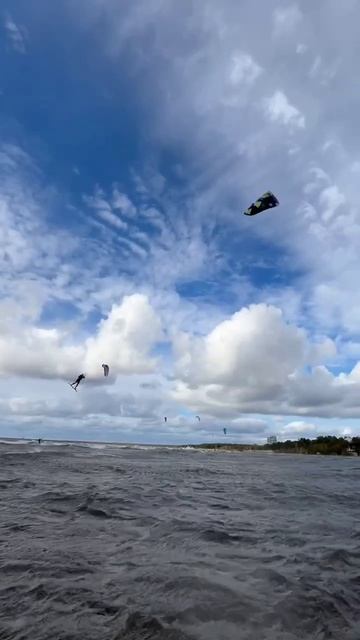 Штормовой луп от Петра Царькова, Питер. 😍