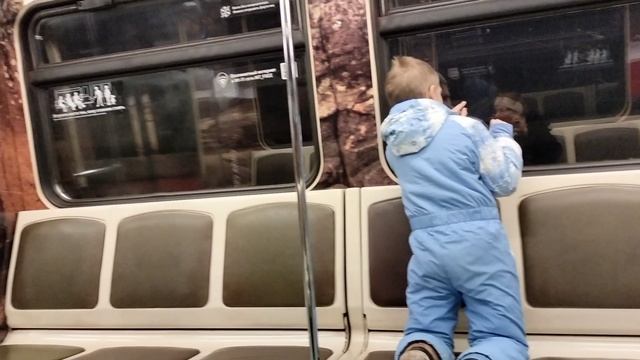 Едем в тематическом поезде🎉 смотреть онлайн