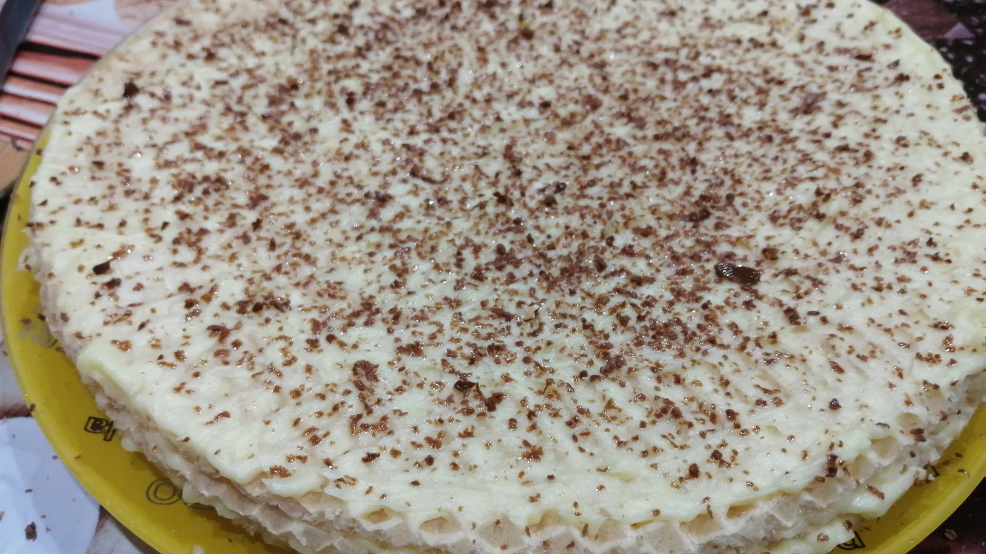 Как приготовить вафельный тортик?