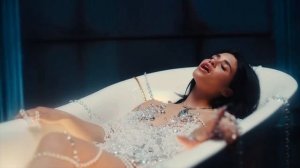 Nessa Barrett - counting crimes